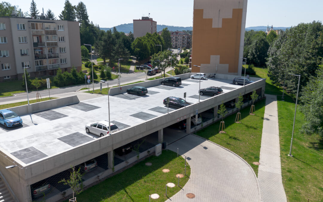 Parkovací dům Gagarinova vč. příjezdových komunikací z ul. Bratrušovská a ul. Gagarinova v Šumperku